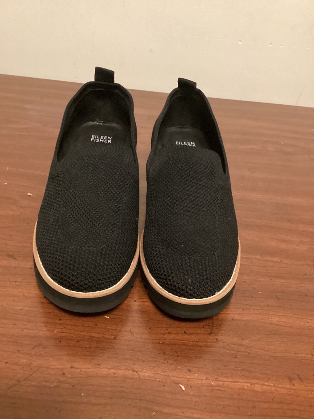 Eileen Fisher slip on leather textured shoe comfy ,office,SZ 9 1/2